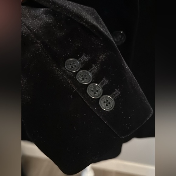 Calvin Klein Women's Black Velvet Blazer - Picture 5 of 13
